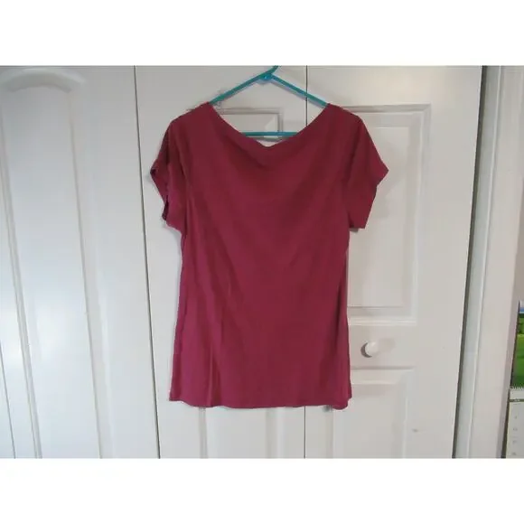 No Boundaries Maroon 1/2 button up scoop neck shirt - Picture 2 of 3